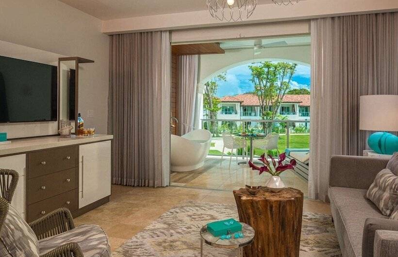 سوئیت رویال, Sandals Royal Barbados All Inclusive Couples Only