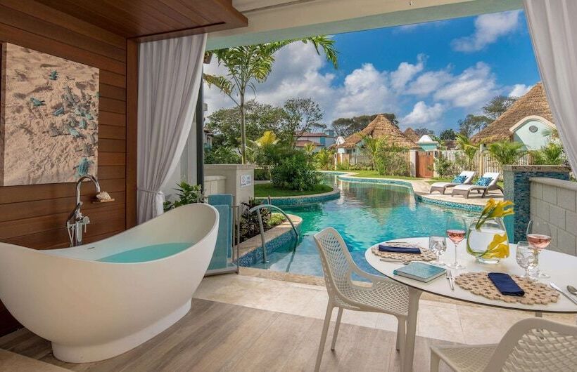 سوئیت کلاب, Sandals Royal Barbados All Inclusive  Couples Only