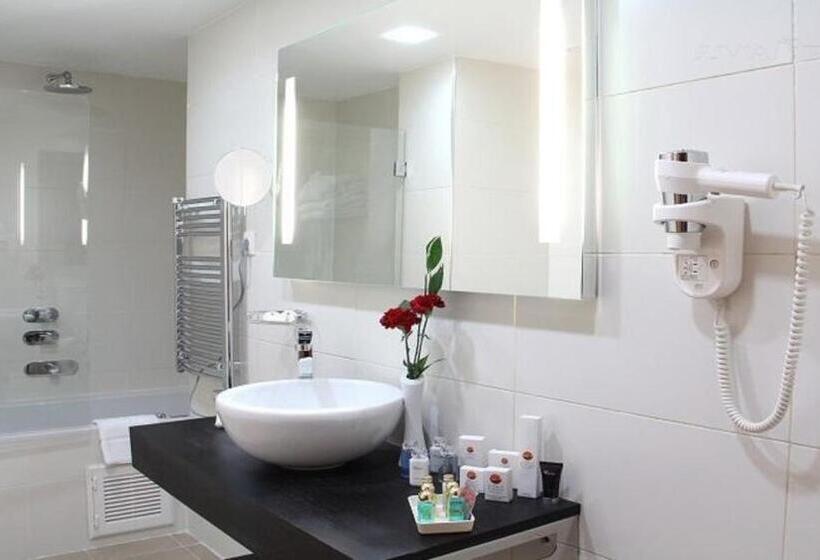 اتاق لوکس یک تخته, Taghit Saoura