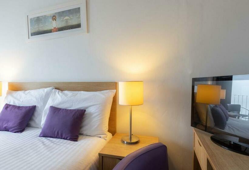 标准间, The St Ives Bay