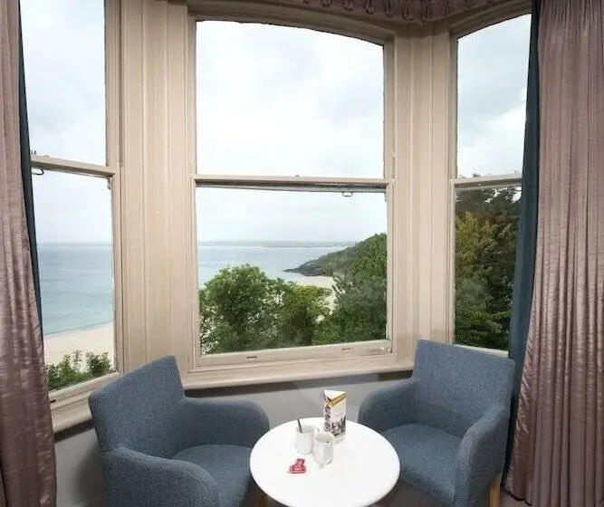 スタンダードルーム, The St Ives Bay