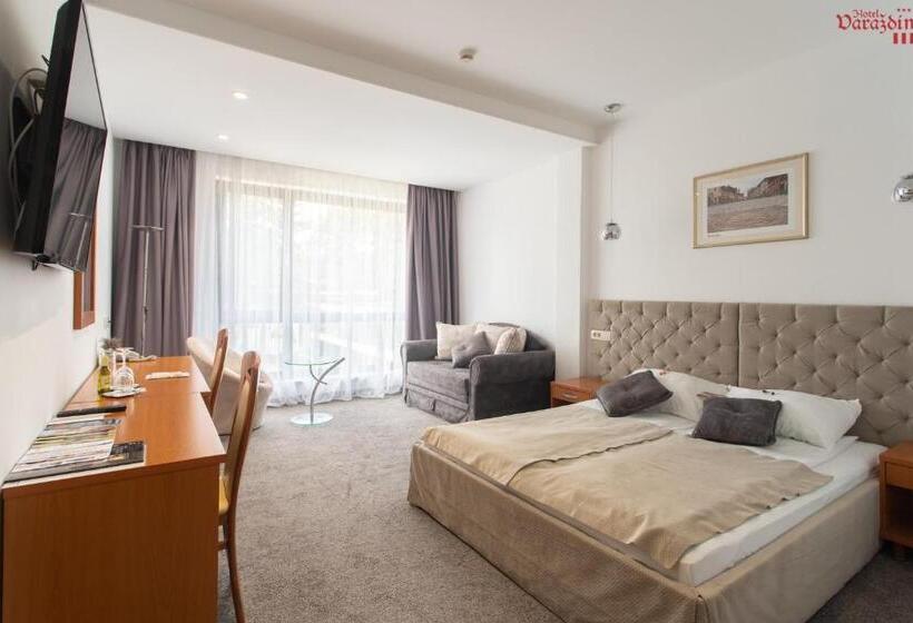 Трехместный Номер Комфорт, Varazdin