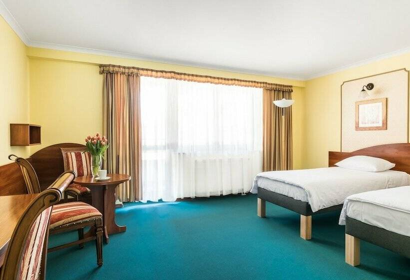 اتاق استاندارد, Wersal