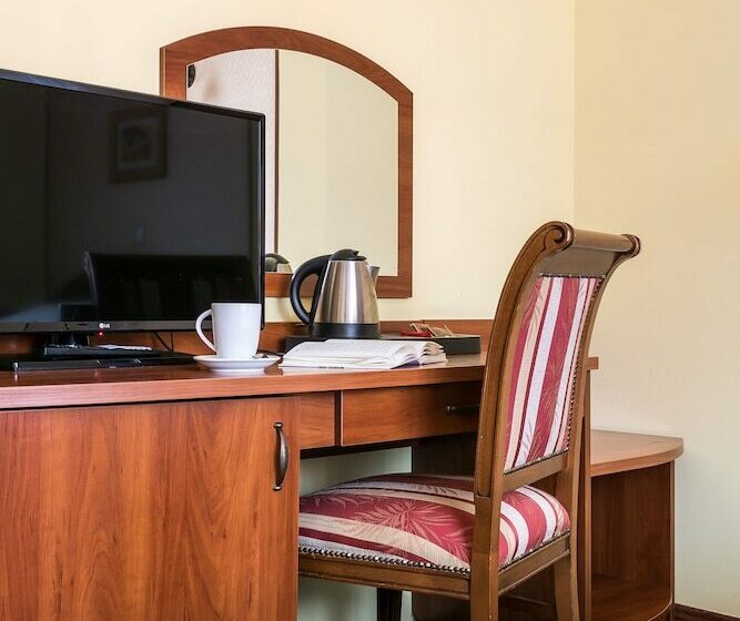 اتاق استاندارد یک نفره, Wersal