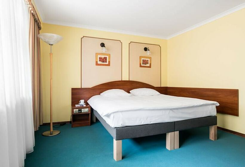 اتاق استاندارد, Wersal