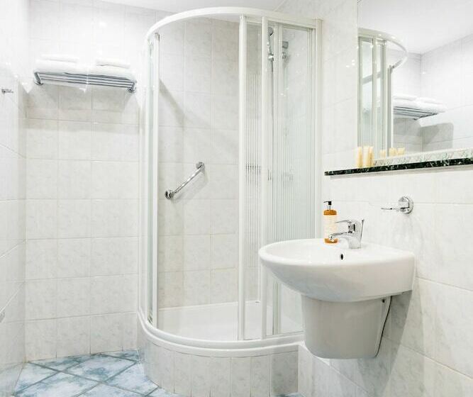 اتاق استاندارد, Wersal