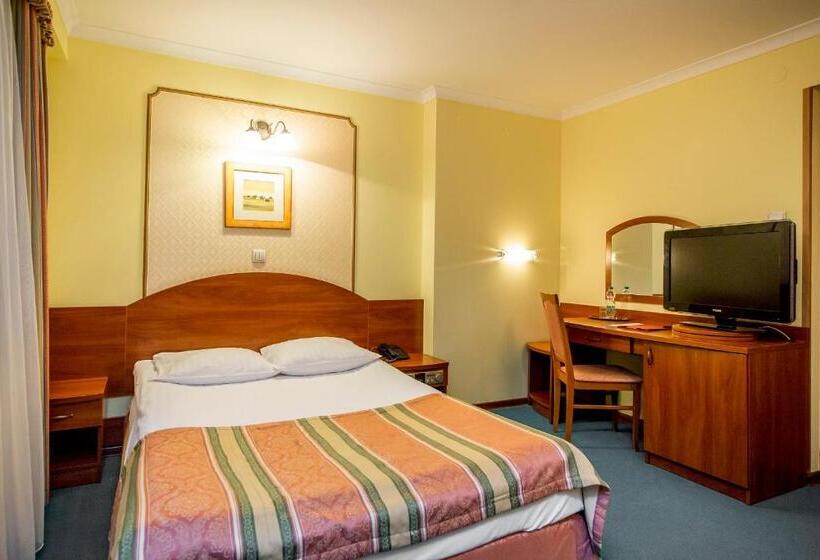 اتاق استاندارد یک نفره, Wersal