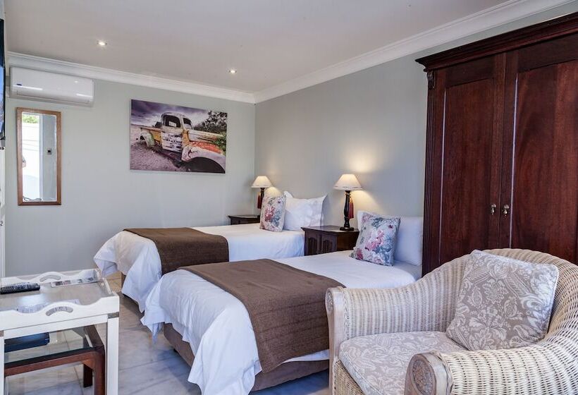３ベッドルームハウス, Karoo View Cottages