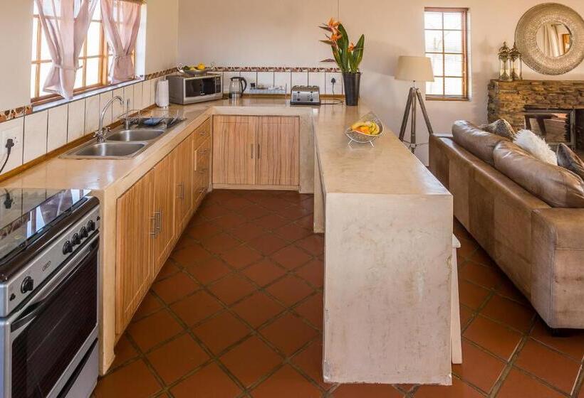 בית, חדר שינה 1, Kwetu Guest Farm