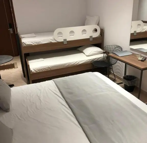ファミリールーム, Meliton Inn Hotel & Suites By The Beach