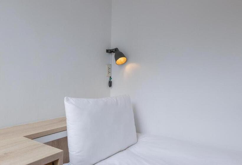 اتاق کلاسیک یک تخته, Owlstay Flip Flop Hostel Garden