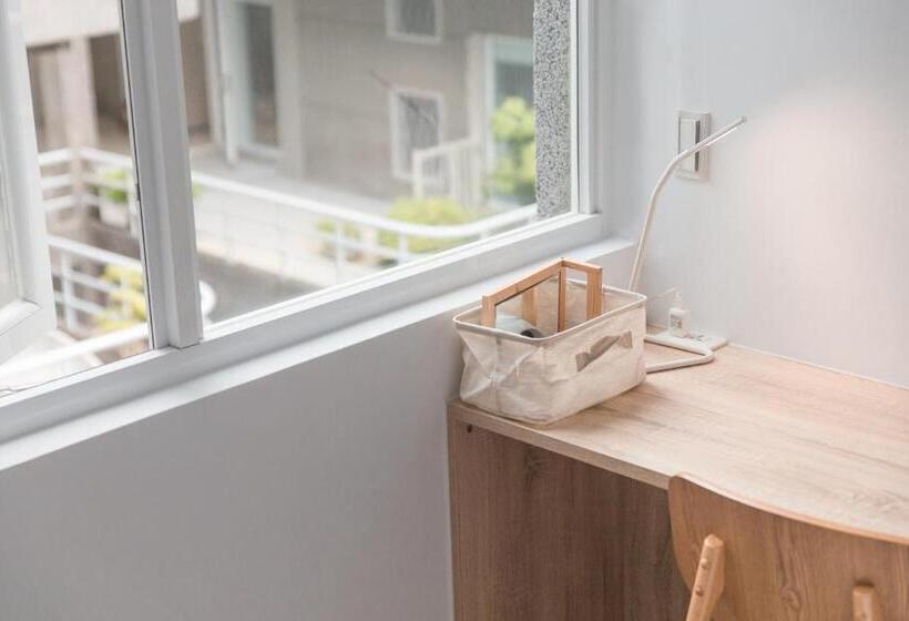 اتاق کلاسیک یک تخته, Owlstay Flip Flop Hostel Garden