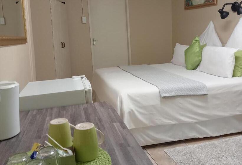 غرفة عائلية, African Sky Guest House