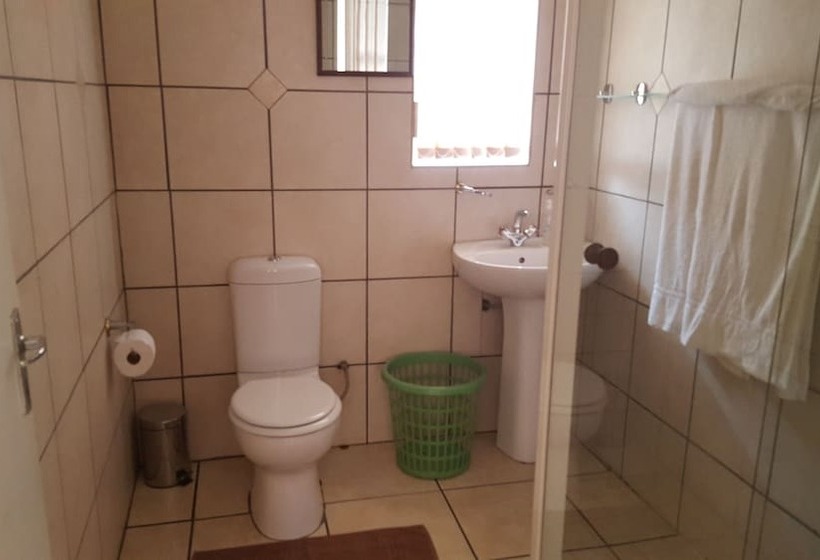 غرفة قياسية, African Sky Guest House