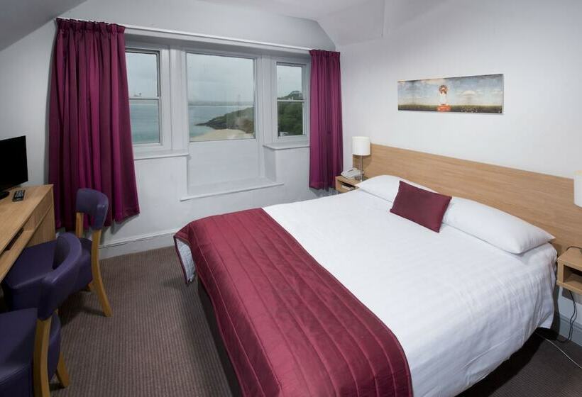 Номер Стандарт, The St Ives Bay