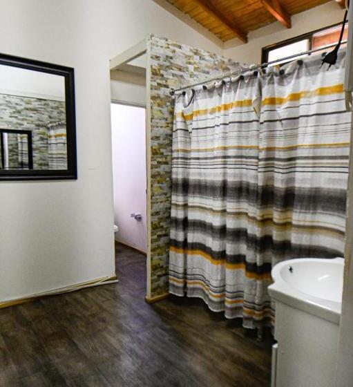 带共用浴室的标准房间, Gecko Hostel