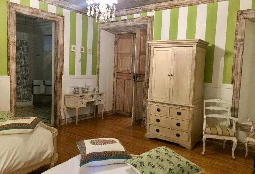 اتاق سوپریور, Casa Silva