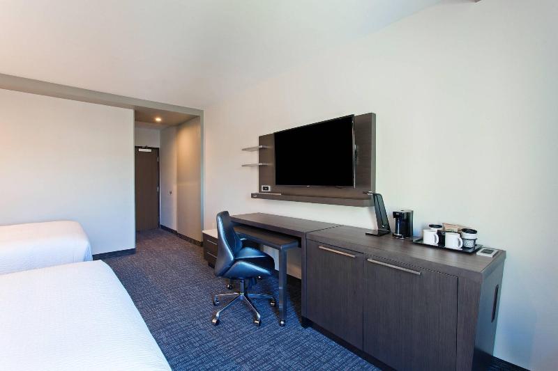 Номер Стандарт Адаптированный для Инвалидов, Courtyard By Marriott San Diego El Cajon