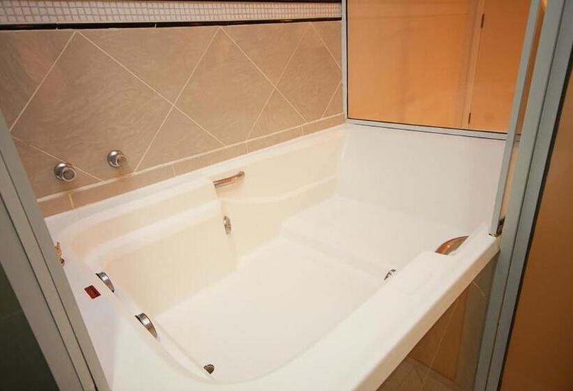 سوییت, Floresta Tucuruvi