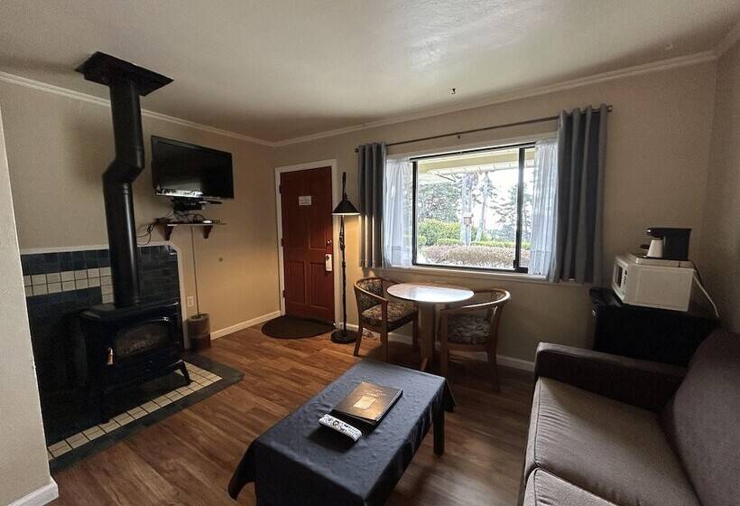 스탠다드 룸, Ocean Cove Lodge Bar & Grill