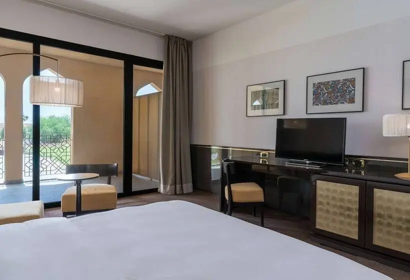 اتاق سوپریور با چشم‌انداز استخر, Radisson Blu Hotel N Djamena