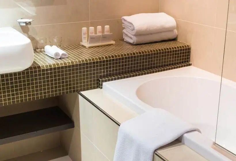 Suite with Terrace, Radisson Blu Hotel N Djamena