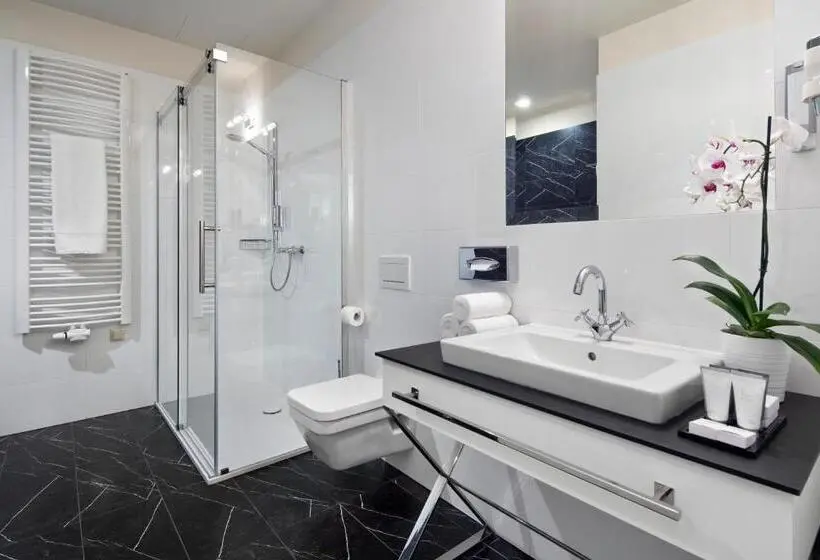 Standard-huone, Wyndham Grand Krakow Old Town