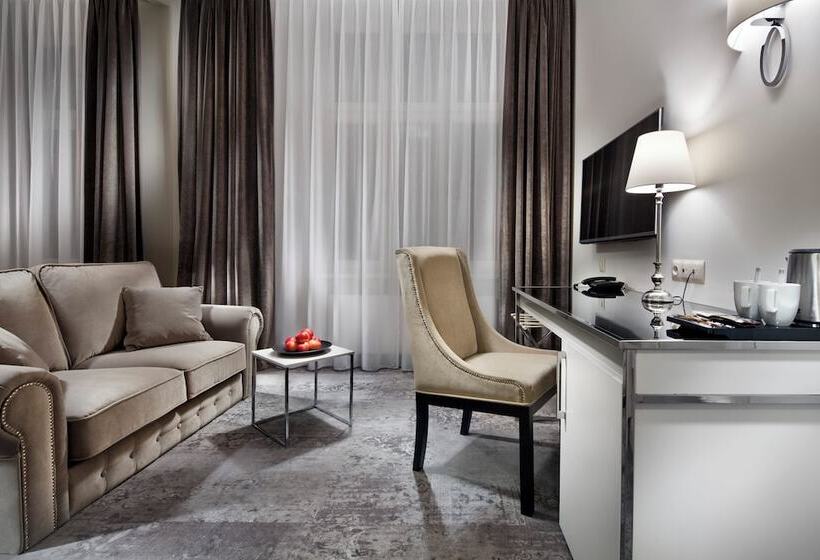 デラックスルーム, Wyndham Grand Krakow Old Town