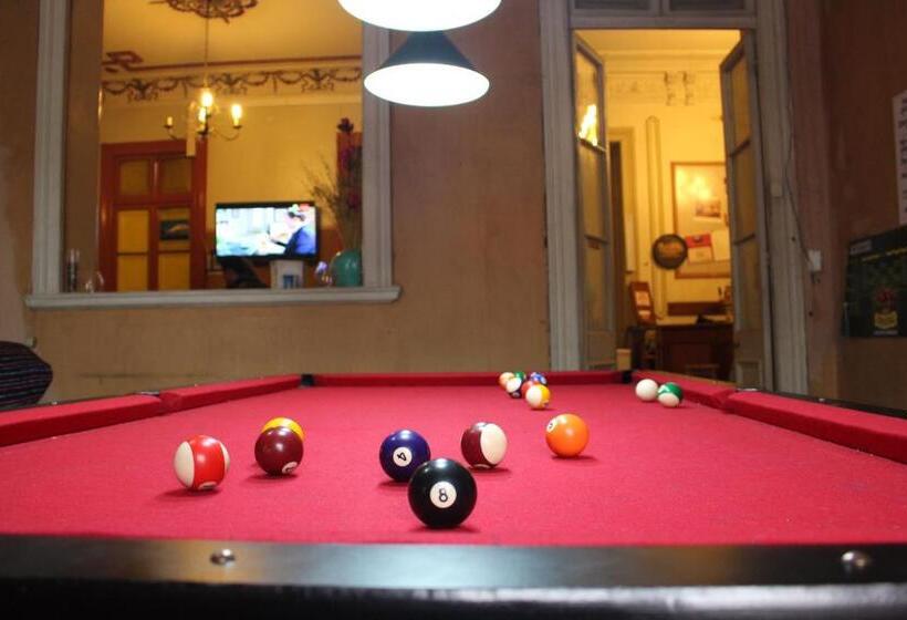 共用房间的床, La Casa Roja Hostel