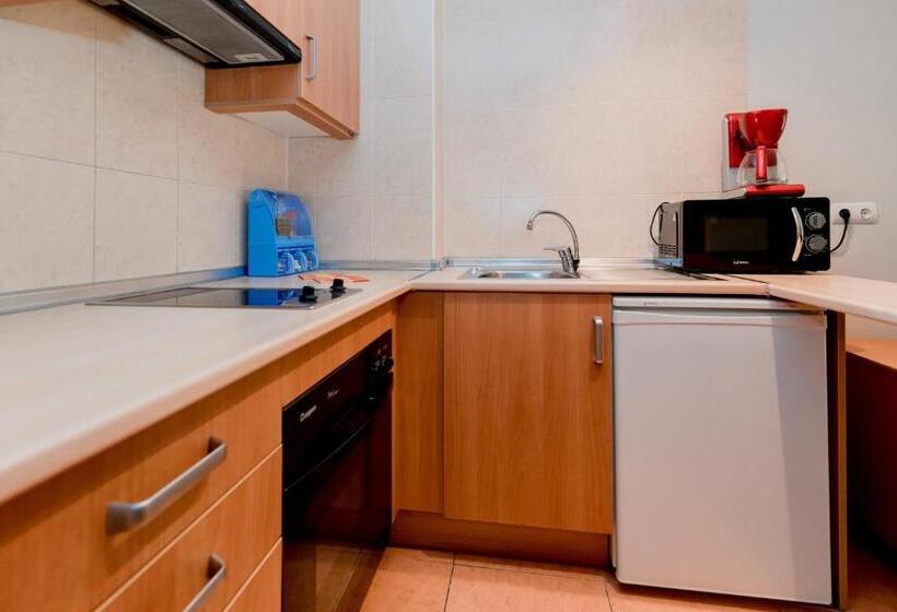 آپارتمان 2 خوابه, Pierre & Vacances Aparthotel La Tulipa