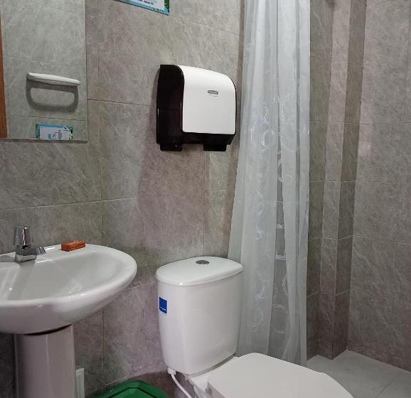 חדר סטנדרט לארבעה, Sunset Beach