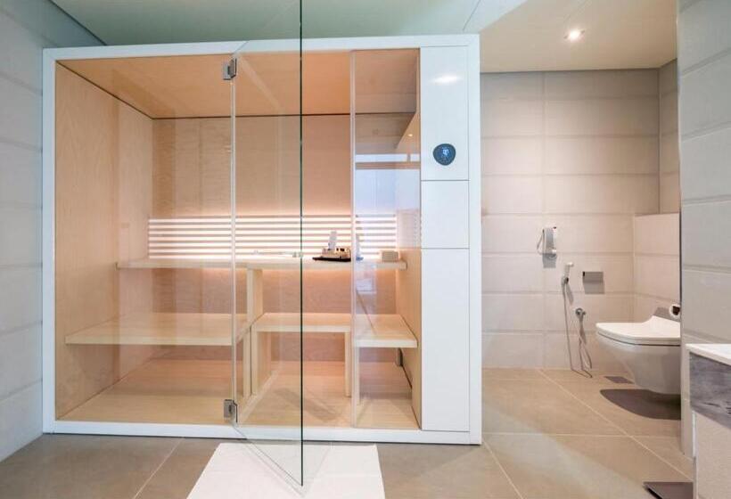 Suite Regal, The Grove Hotel & Conference Centre Bahrain