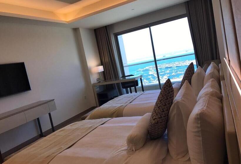 اتاق لوکس با چشم‌انداز دریا, The Grove Hotel & Conference Centre Bahrain