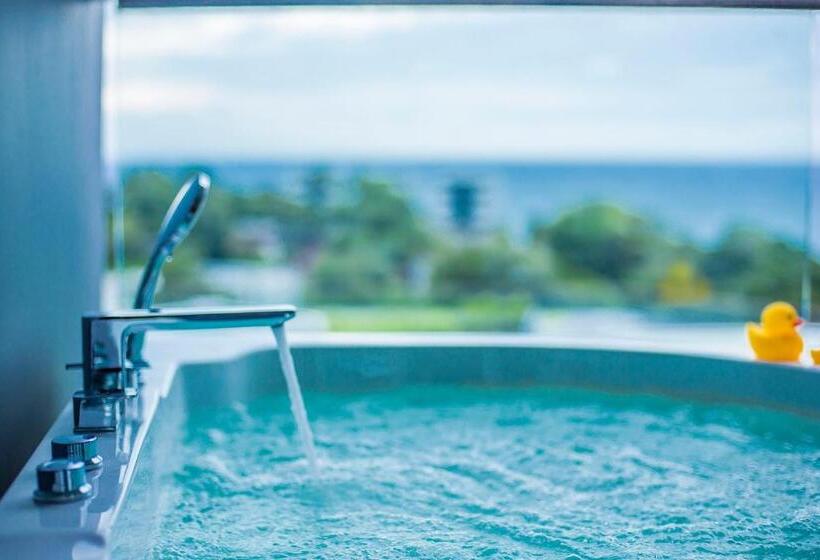 스탠다드 룸 측면 바다 전망, The Sis Kata Resort   Adult Only