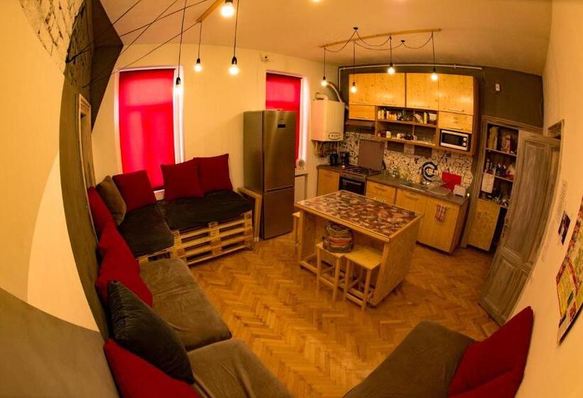 آپارتمان 3 خوابه, Cloud 9 Living