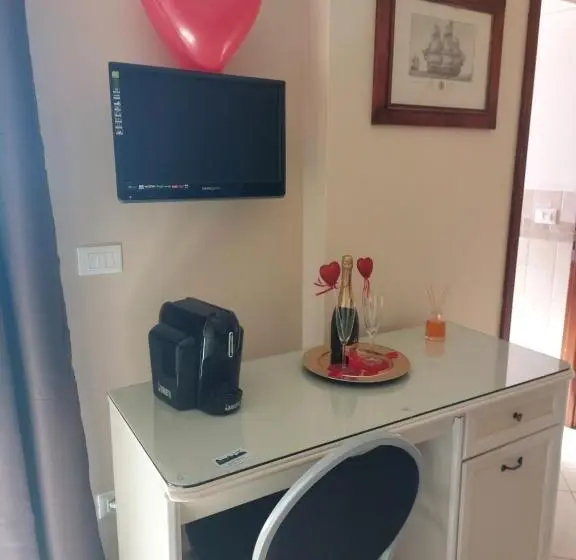 Standard Kolmen Hengen Huone Parveke, Fiumicino Inn Airport