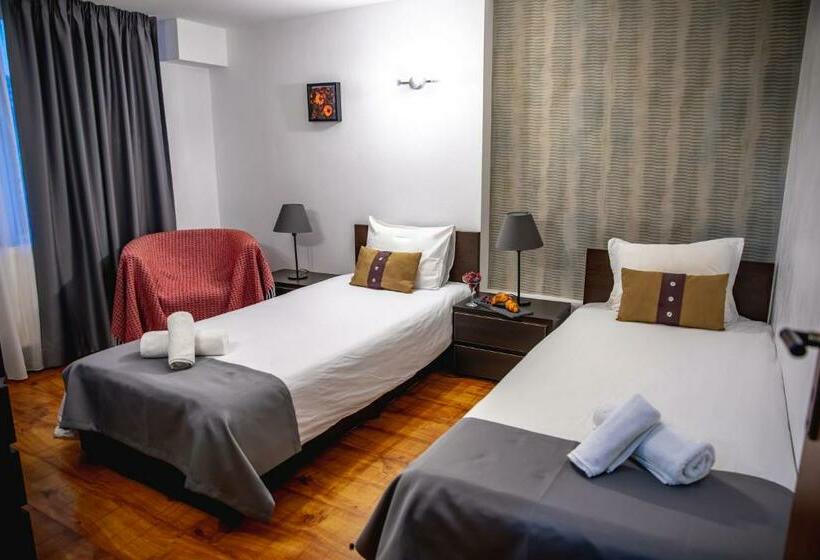 Номер Стандарт, Velinov Boutique