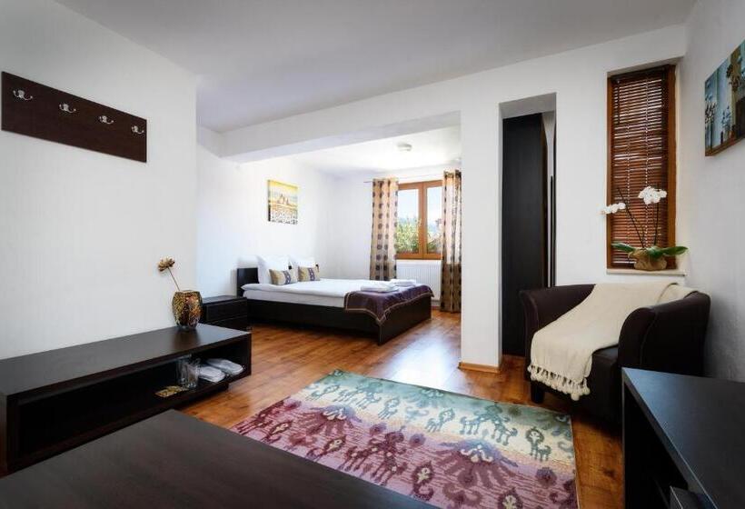 Номер Deluxe, Velinov Boutique