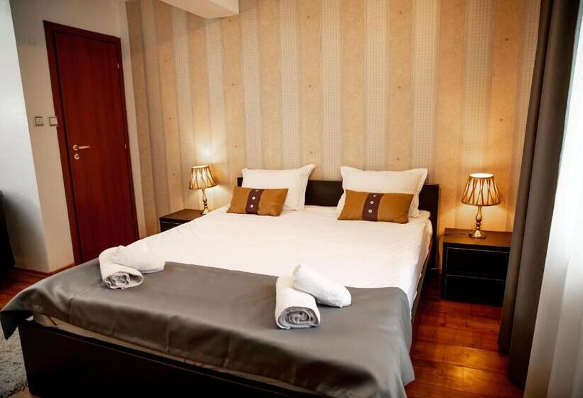 Номер Deluxe, Velinov Boutique