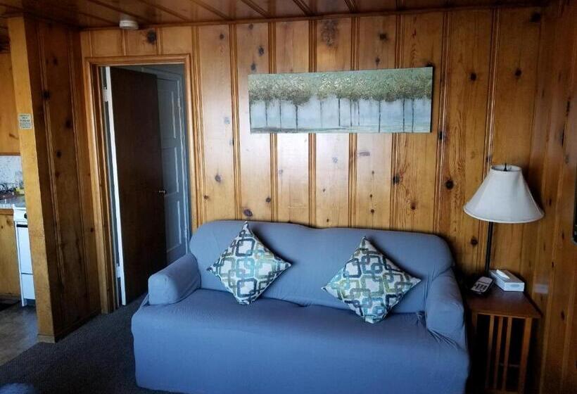 Семейный Номер, Clear Lake Vista Resort