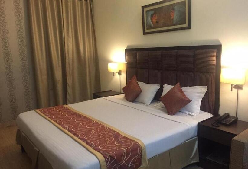 חדר דלוקס, Dreamz Residency