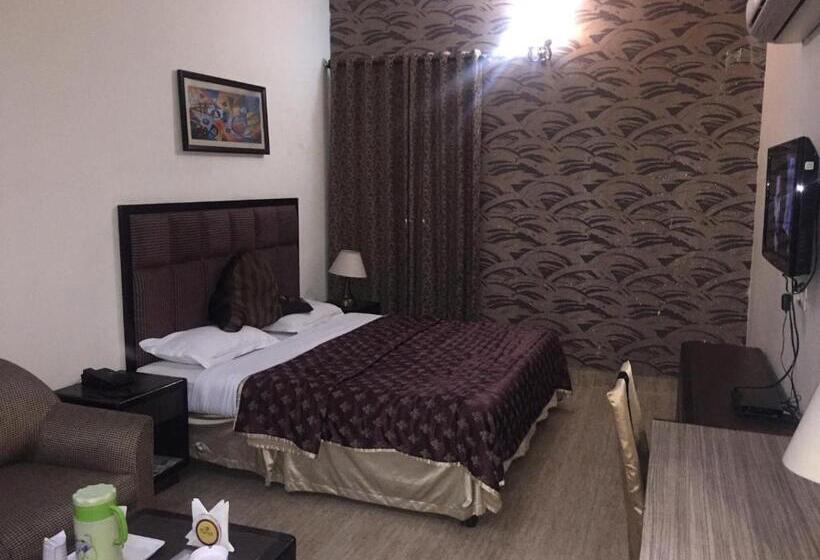 חדר סופריור, Dreamz Residency