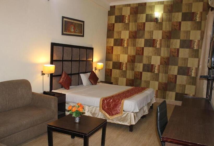 חדר סופריור, Dreamz Residency