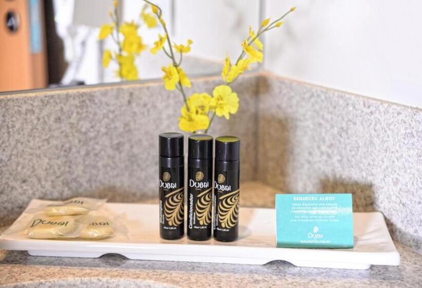 غرفة قياسية, Dubai Suites