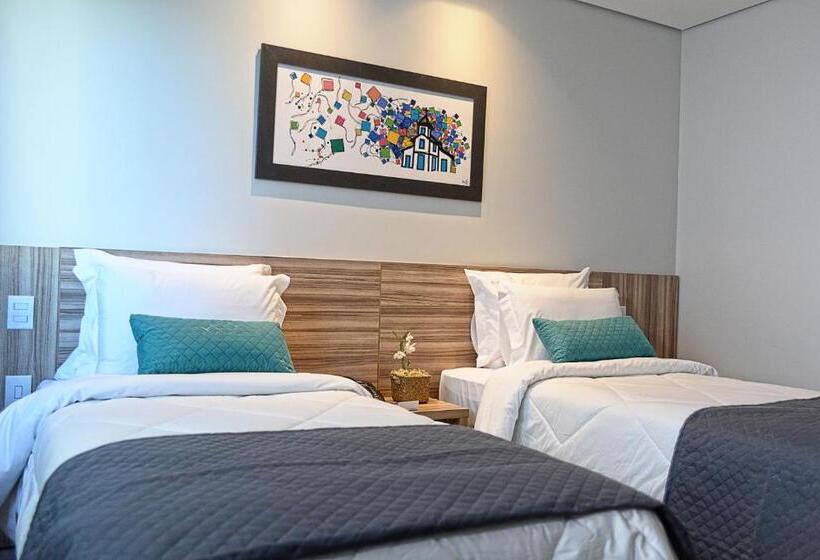 غرفة قياسية, Dubai Suites