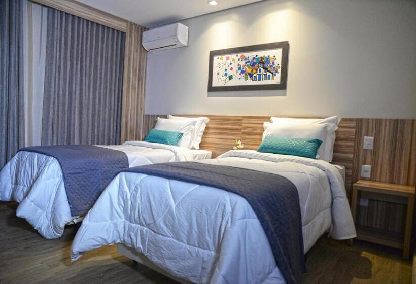 غرفة قياسية, Dubai Suites