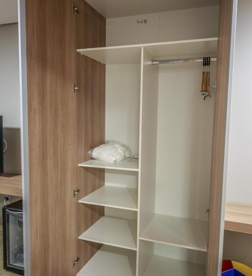 غرفة بريميوم, Dubai Suites