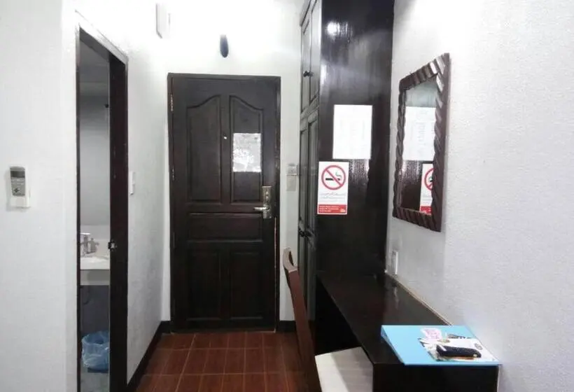 اتاق لوکس, Kmkwanphayao