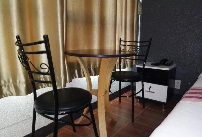 Номер Deluxe, Kmkwanphayao