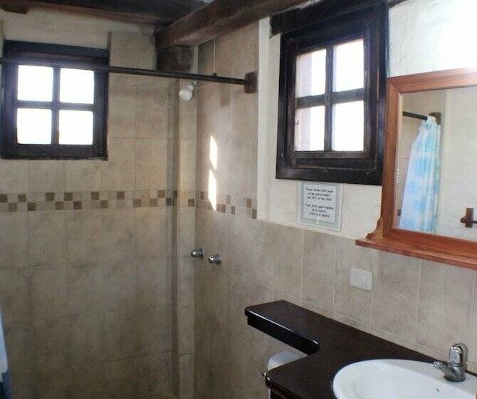 غرفة عائلية, La Vista